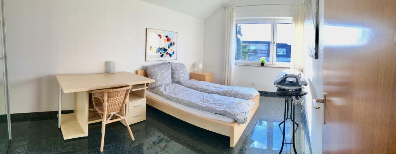 Bredeneyer Strasse 66A Appartement Essen Buitenkant foto
