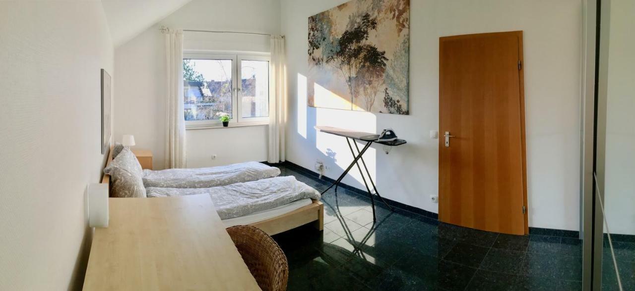 Bredeneyer Strasse 66A Appartement Essen Buitenkant foto